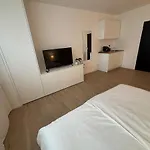 Apartment Great Location Airport Exhibition Center Downtown *